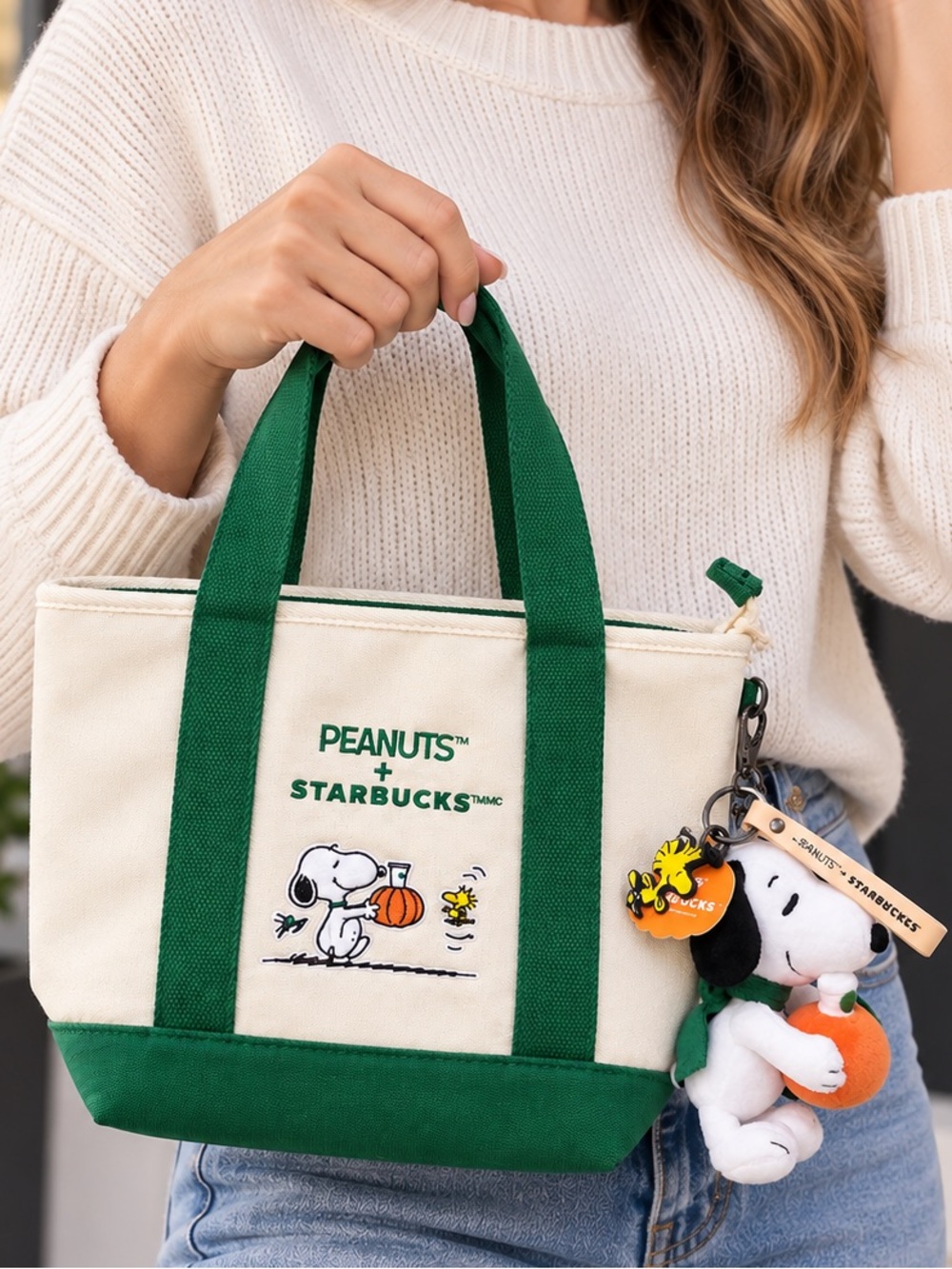 NWT Starbucks + Snoopy Peanuts Mini Canvas Tote Bag & Plush Charm Keychain - Picture 6 of 6